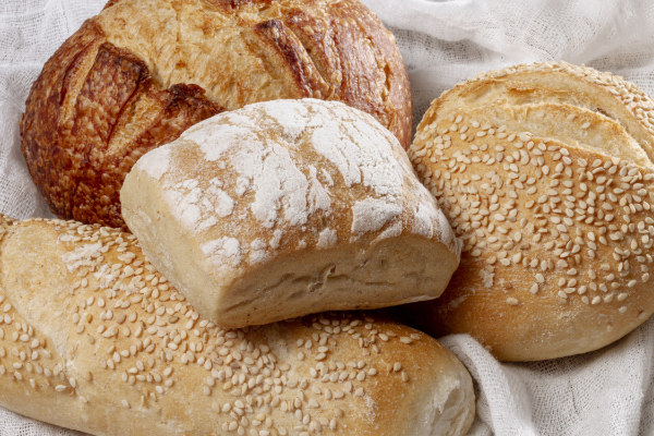 close-up-variety-baked-bread